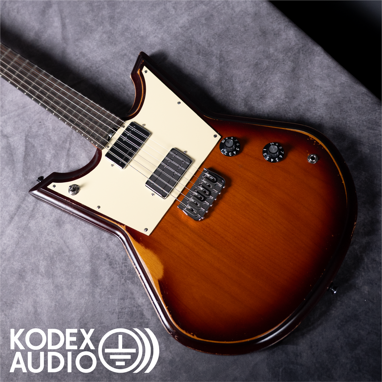 KODEX - Distressed Tobacco Burst (JPTR FX EDITION)