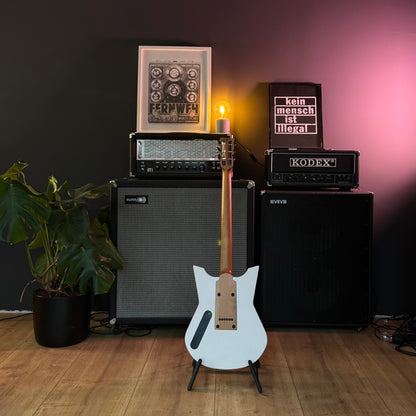 #0074 - Independent Line - Light Pink